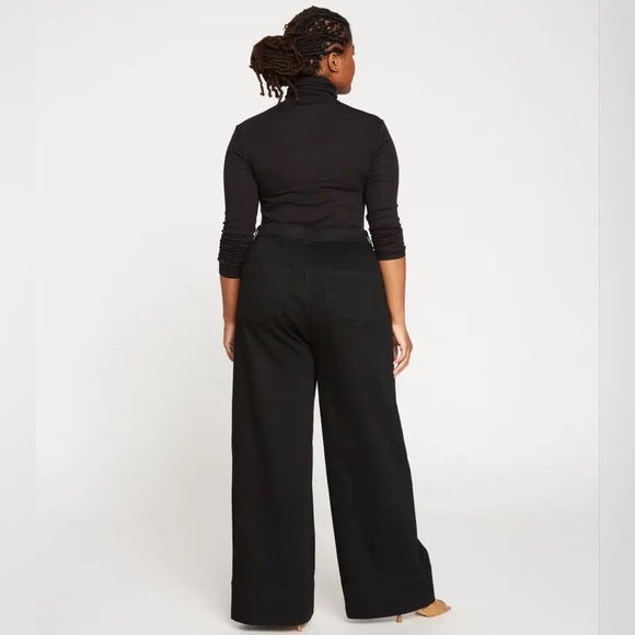 NWT Universal Standard Carrie High Rise Wide Leg Jeans
Black $138 usd Stretch - Picture 3 of 14